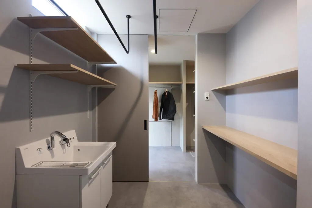 的形の家 ランドリースペース