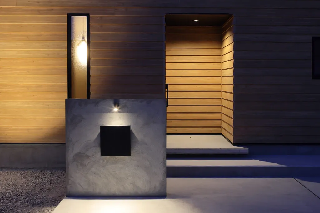 中野町の家 玄関