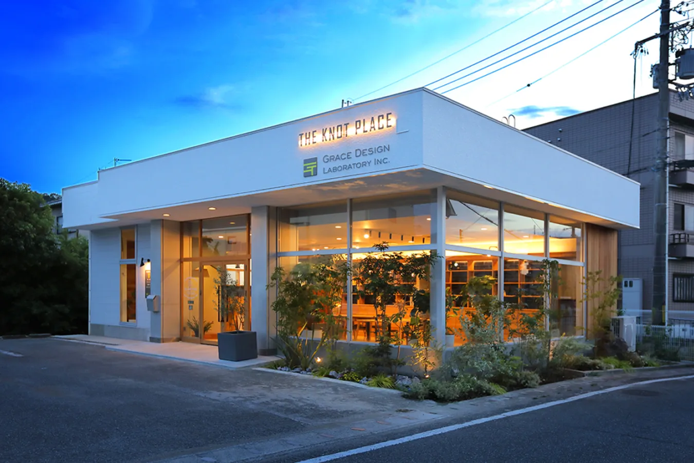 THE KNOT PLACE(サムネイル)