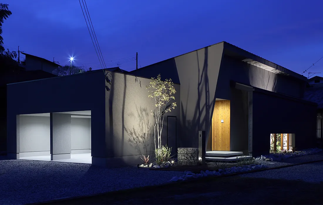 Our Story Begins Here 外観