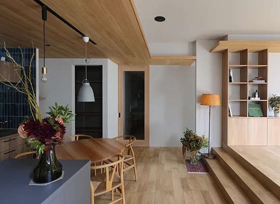 Our Story Begins Here リビング