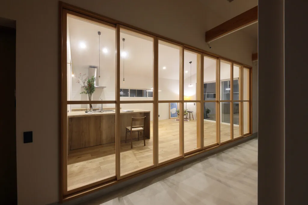 山・畑・郷里の風景と暮らす リビング