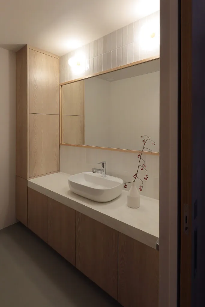 山・畑・郷里の風景と暮らす 洗面台