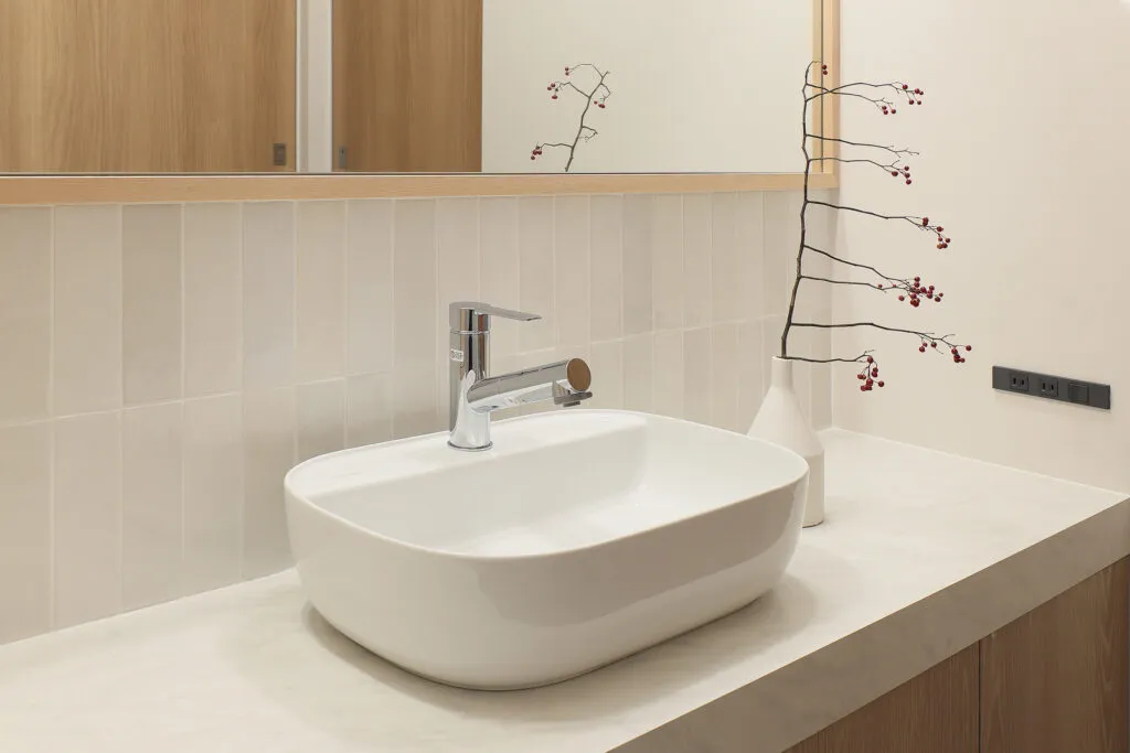 山・畑・郷里の風景と暮らす 洗面台