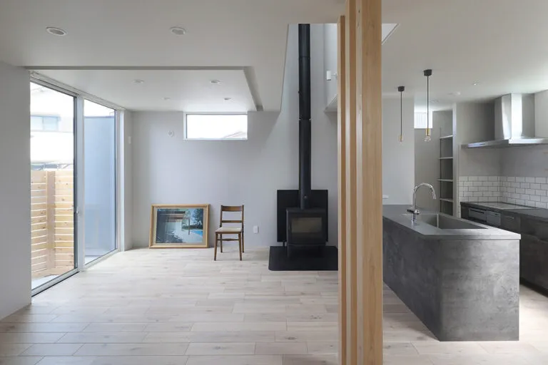 垂井の家 リビング